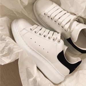 Alexander Mcqueen sneakers size 7.5 white with black